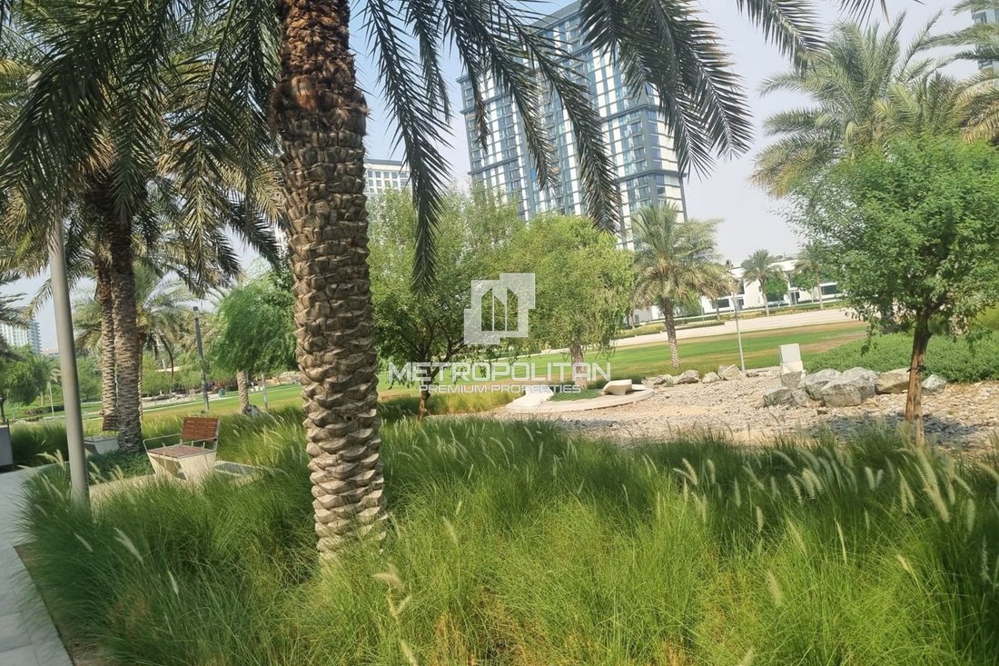 Apartment in Dubai Hills Estate, Dubai, United Arab Emirates 4 - 18000914