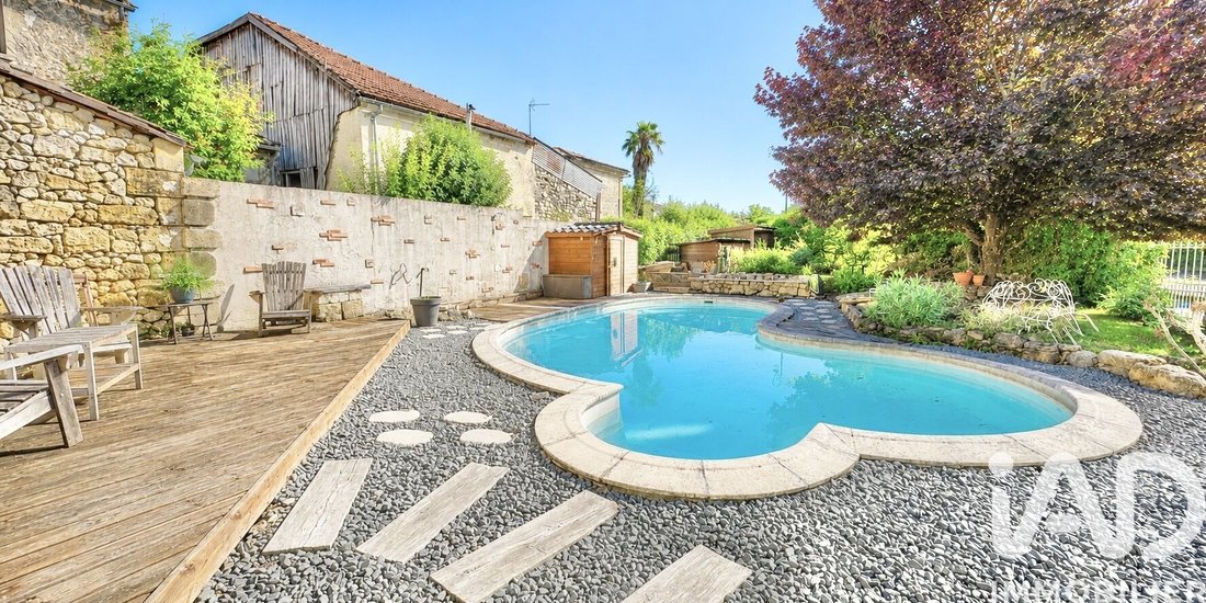 House in Beychac-et-Caillau, Nouvelle-Aquitaine, France 3 - 18540734