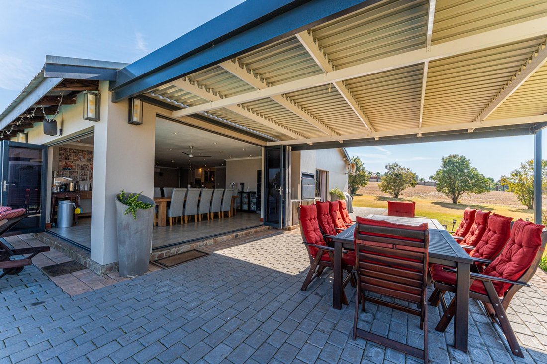 House in Masilonyana Local Municipality, Free State, South Africa 4 - 18538964