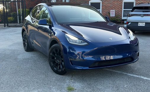 2023 Tesla Model Y Long Range Sport Utility 4D in Houston, TX, United States 1