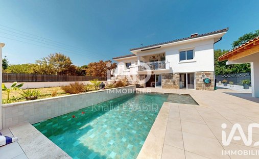 House in Pomponne, Montauban, France 1