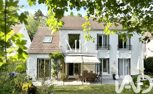 House in Asnières-sur-Oise, Ile-de-France, France 1