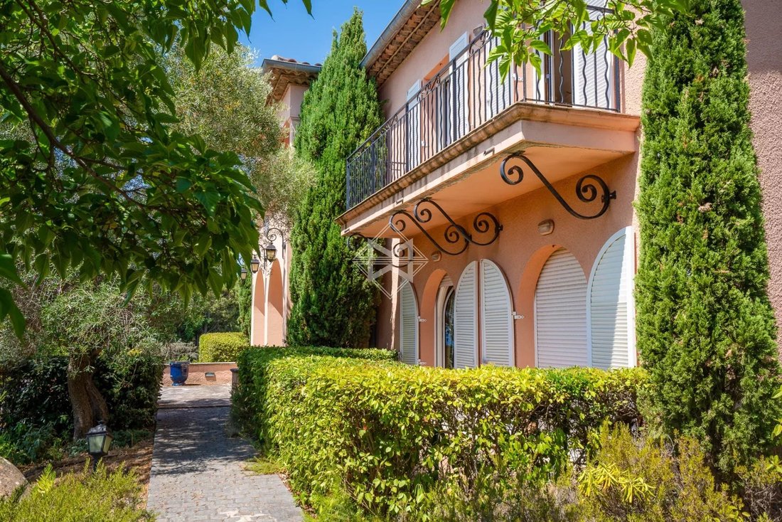 Country House in French Riviera, Provence-Alpes-Côte d'Azur, France 2 - 18538730