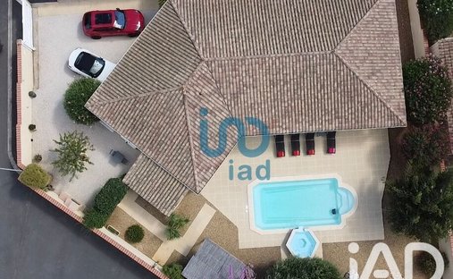 House in Sauvian, Occitania, France 1