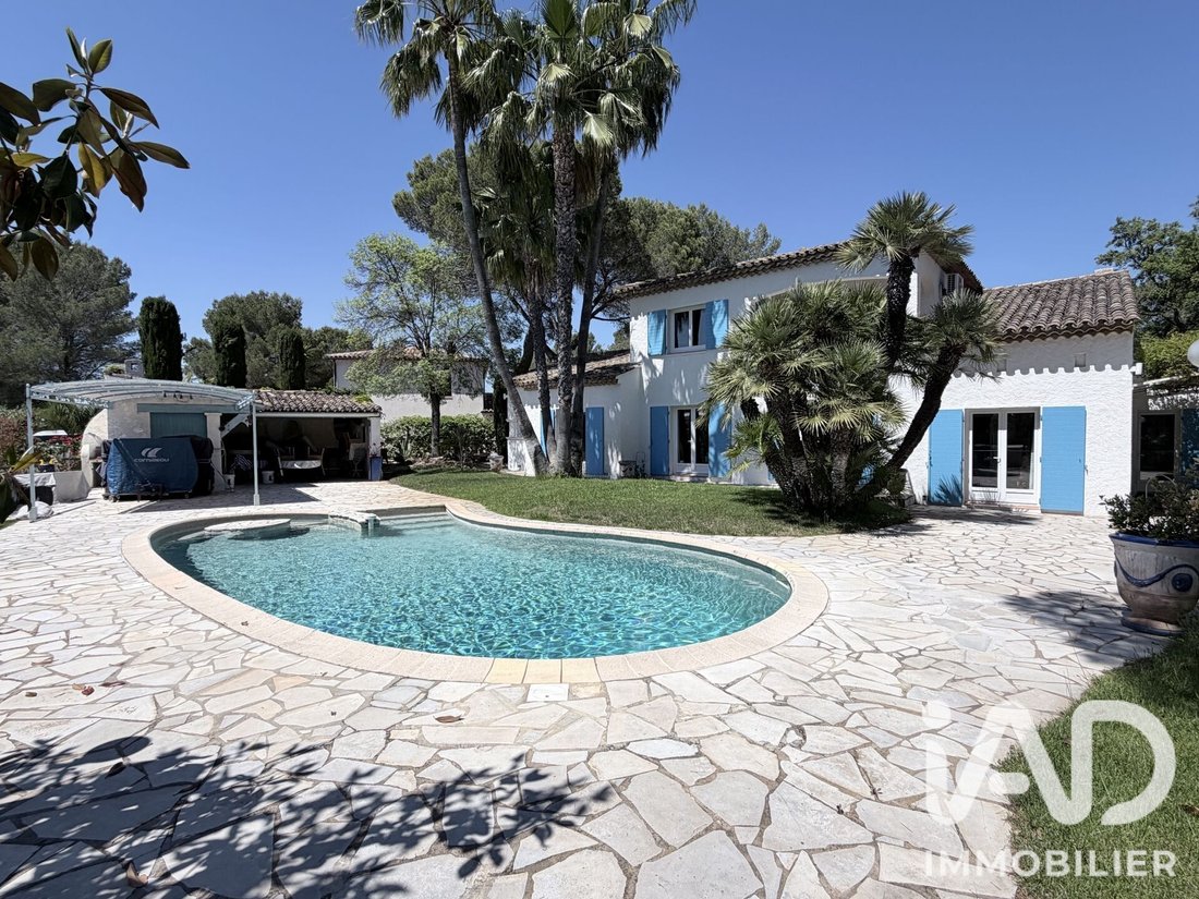 House in Tour de Mare, Frejus, France 2 - 18540598