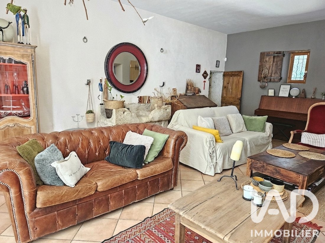 House in Plan-d'Orgon, Provence-Alpes-Côte d'Azur, France 3 - 18065342