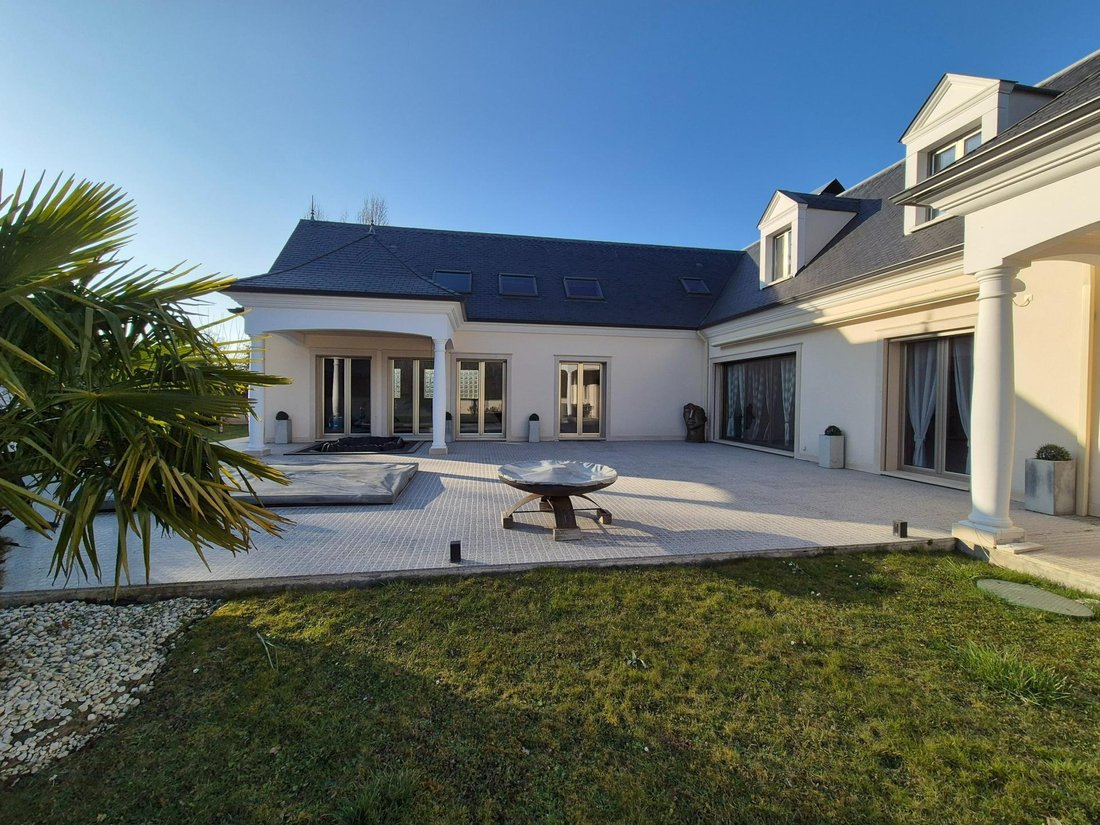 House in Breval, Ile-de-France, France 1 - 18539117