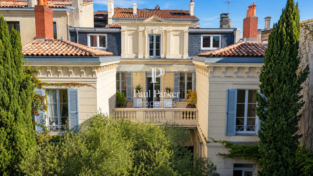 Villa in Hôtel de Ville-Quinconce-Saint Seurin-Fondaudège, Bordeaux, France 1 - 17967579