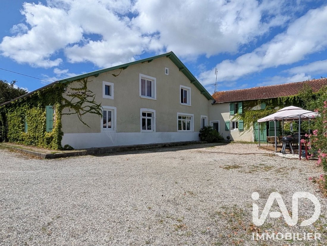 House in Ossages, Nouvelle-Aquitaine, France 1 - 18540314