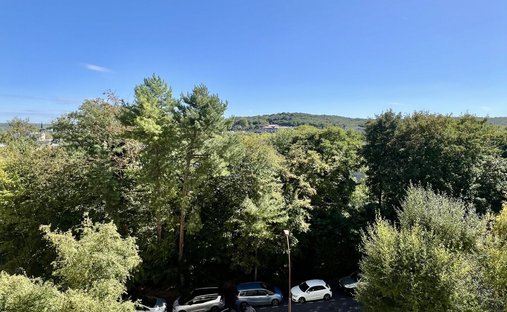 Apartment in Rive Droite, Viroflay, France 1