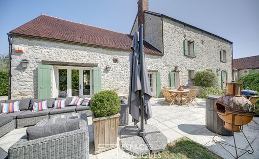 Villa in Thiverval-Grignon, Ile-de-France, France 1