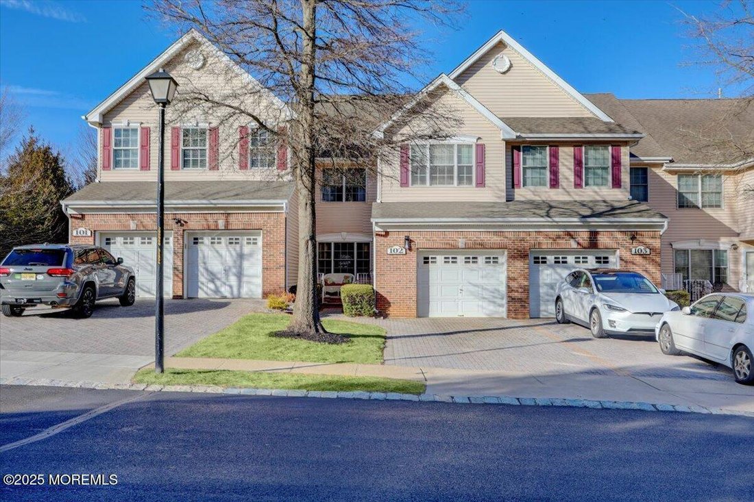 Condo in Manalapan Township, New Jersey, United States 4 - 18538694