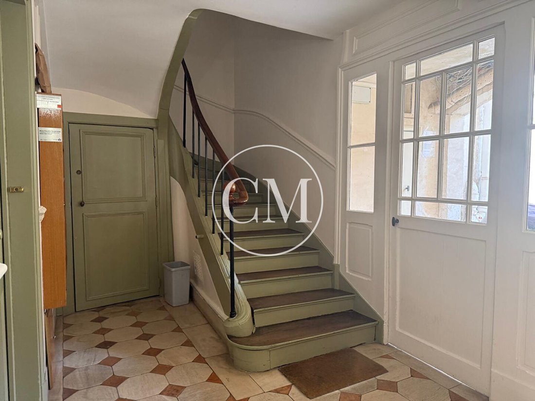 Apartment in Saint Louis, Versailles, France 2 - 16920507