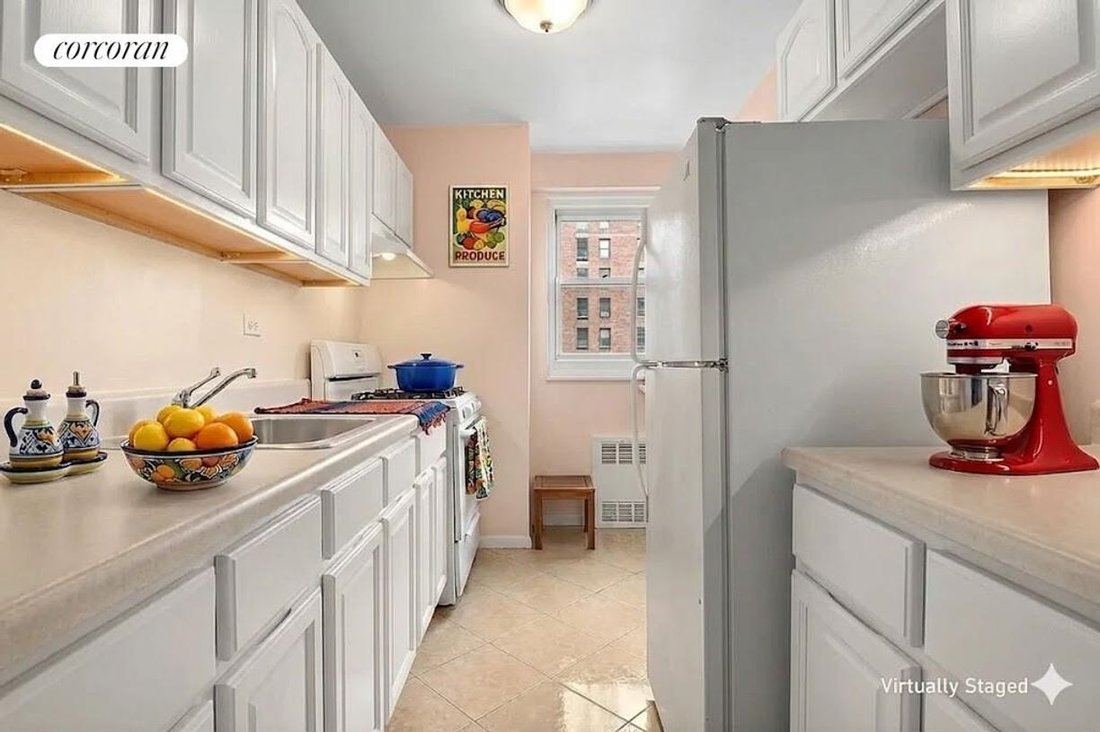 Co Op in New York, New York, United States 5 - 18018653