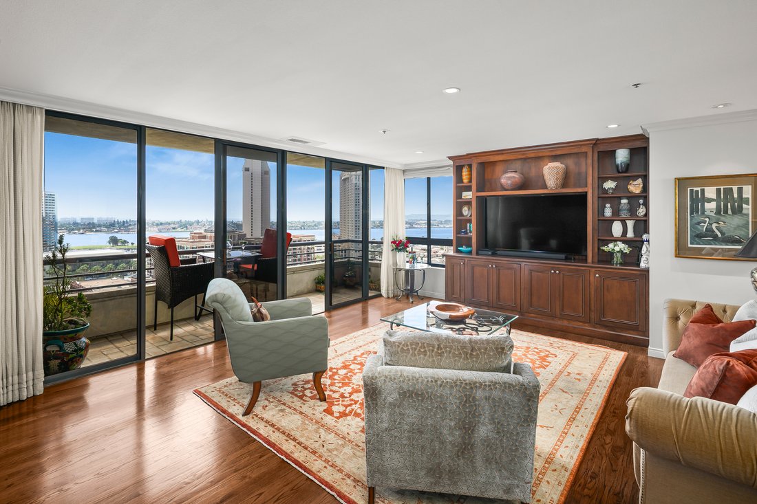 Condo in San Diego, California, United States 1 - 18539038