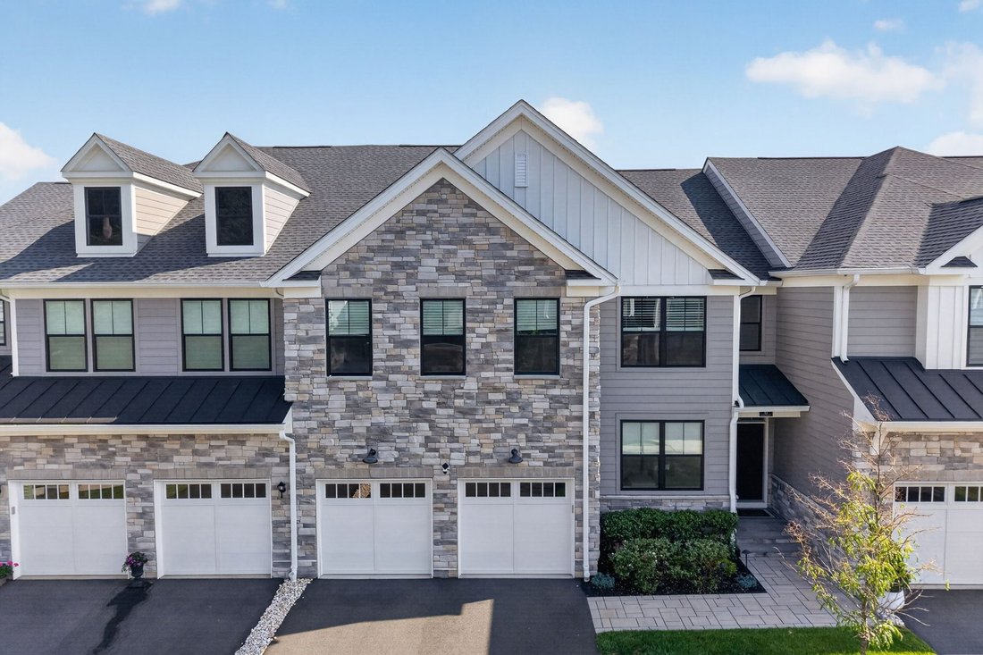 Townhouse in Warren, New Jersey, United States 2 - 18539034
