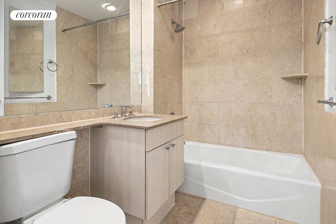 Condo in New York, New York, United States 5 - 17903945