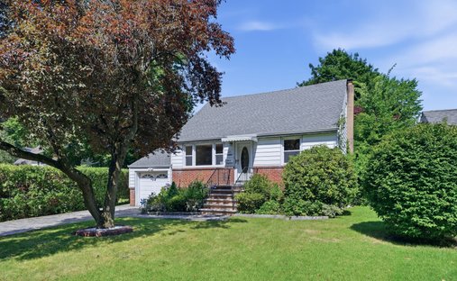 Maywood, New Jersey, United States 1