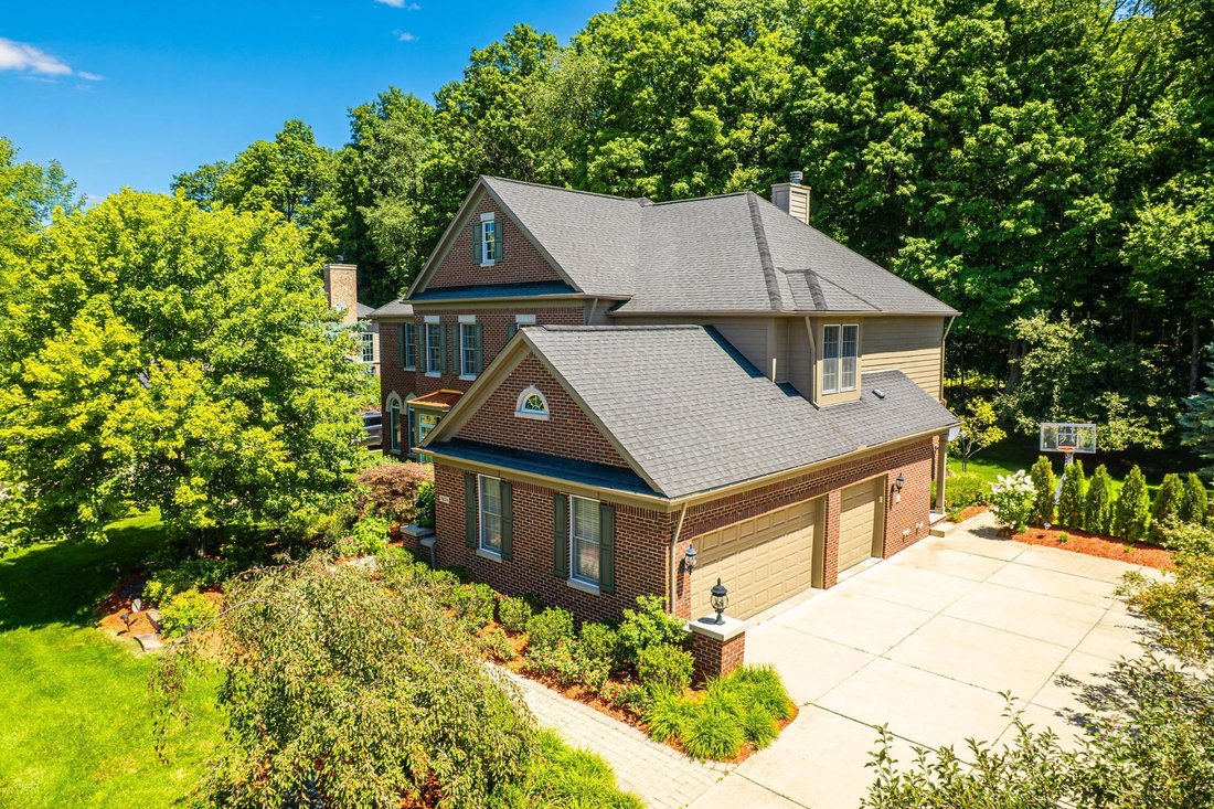 House in Township of Northville, Michigan, United States 1 - 18539041