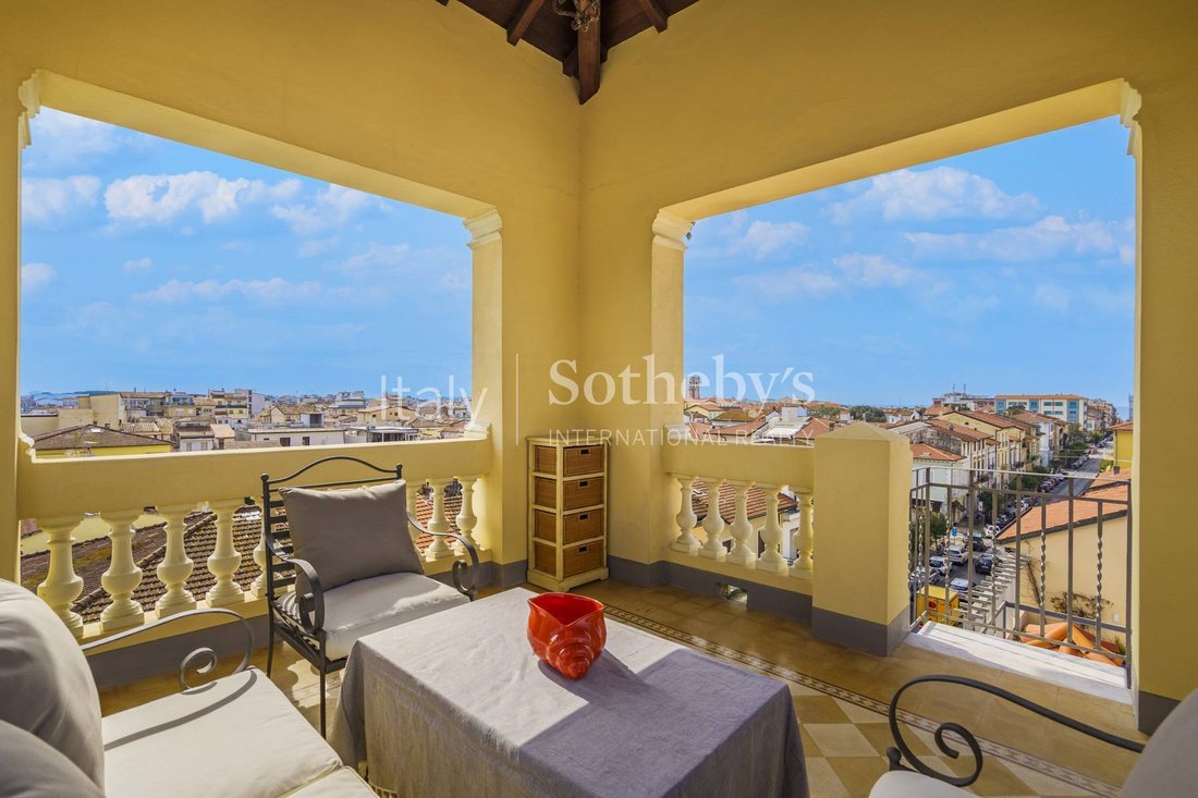 Apartment in Historic Center, Viareggio, Tuscany 2 - 18539037