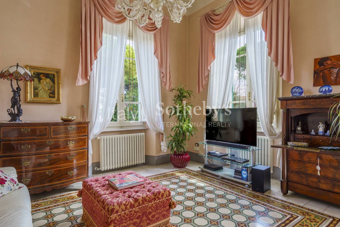 Apartment in Historic Center, Viareggio, Tuscany 5 - 18539037