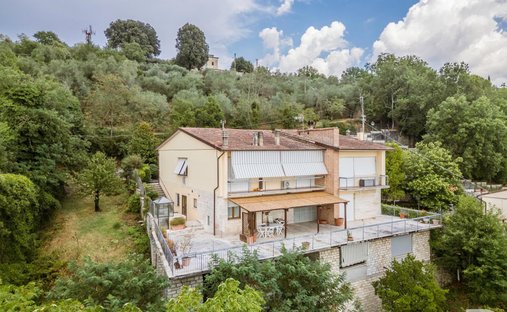 Villa in Rapolano Terme, Tuscany, Italy 1