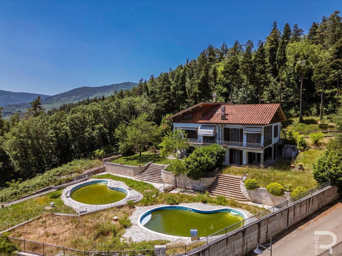 Villa in Calenzano, Tuscany, Italy 1 - 18539129