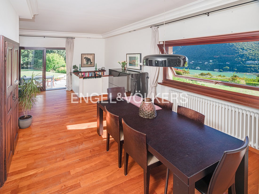 Villa in Western Lake Center, Como, Lombardy 2 - 18539121