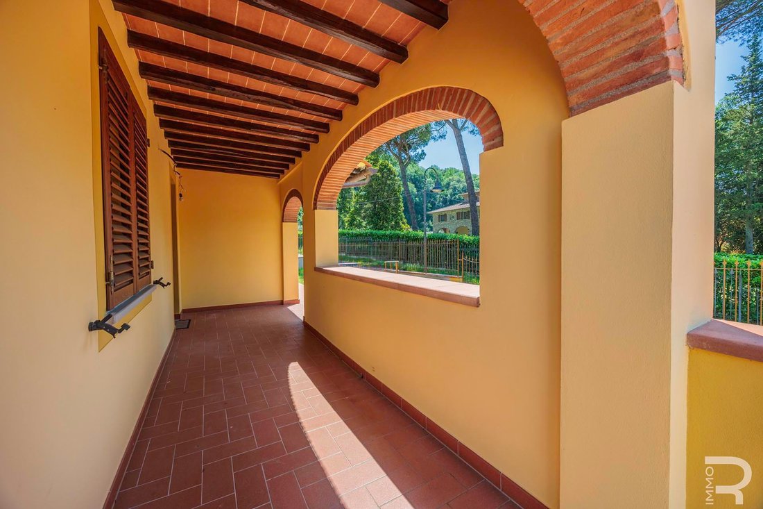 Villa in Borgo a Cascia, Reggello, Tuscany 3 - 18539139