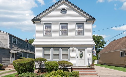 Haus in North New Hyde Park, New York, Vereinigte Staaten 1