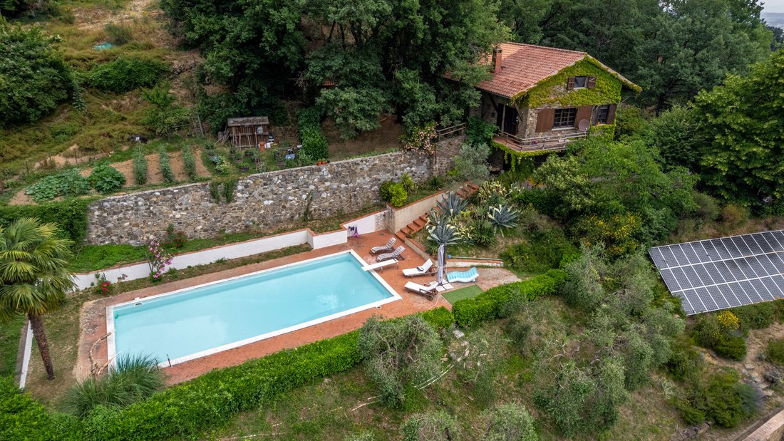 Country House in Montalcino, Tuscany, Italy 4 - 18539208