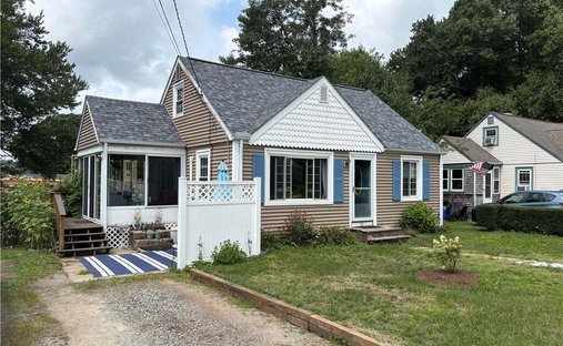 House in South Kingstown, Rhode Island, United States 1