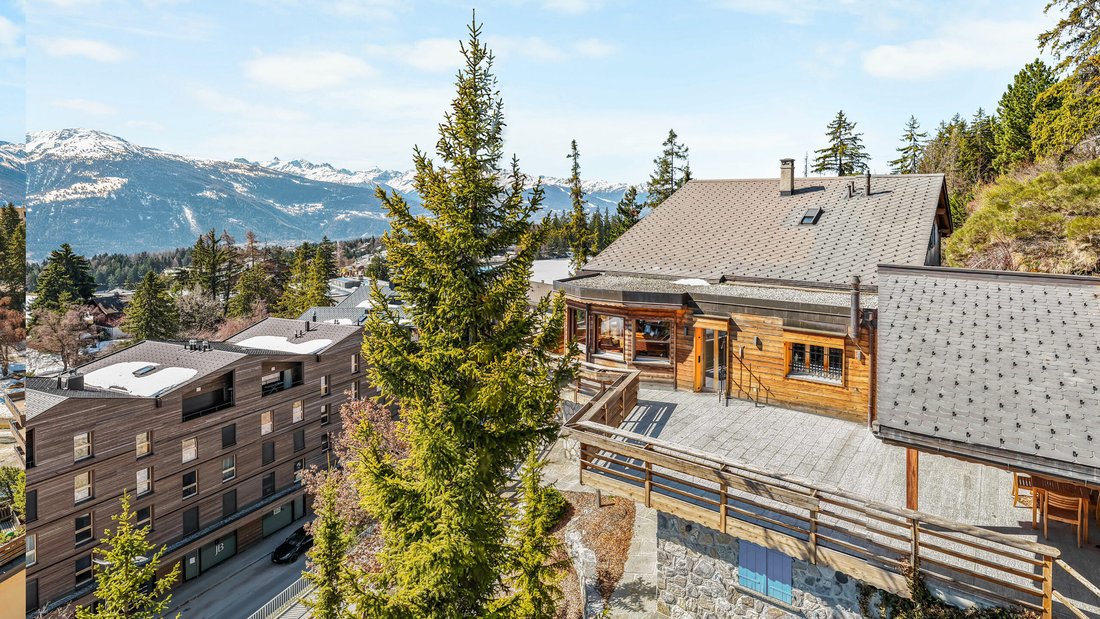 Chalet in Crans-Montana, Valais, Switzerland 2 - 18539493