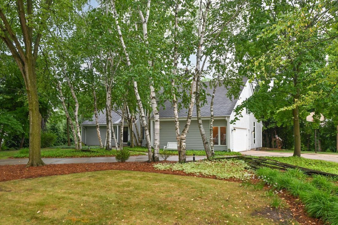 House in Elm Grove, Wisconsin, United States 2 - 18539418