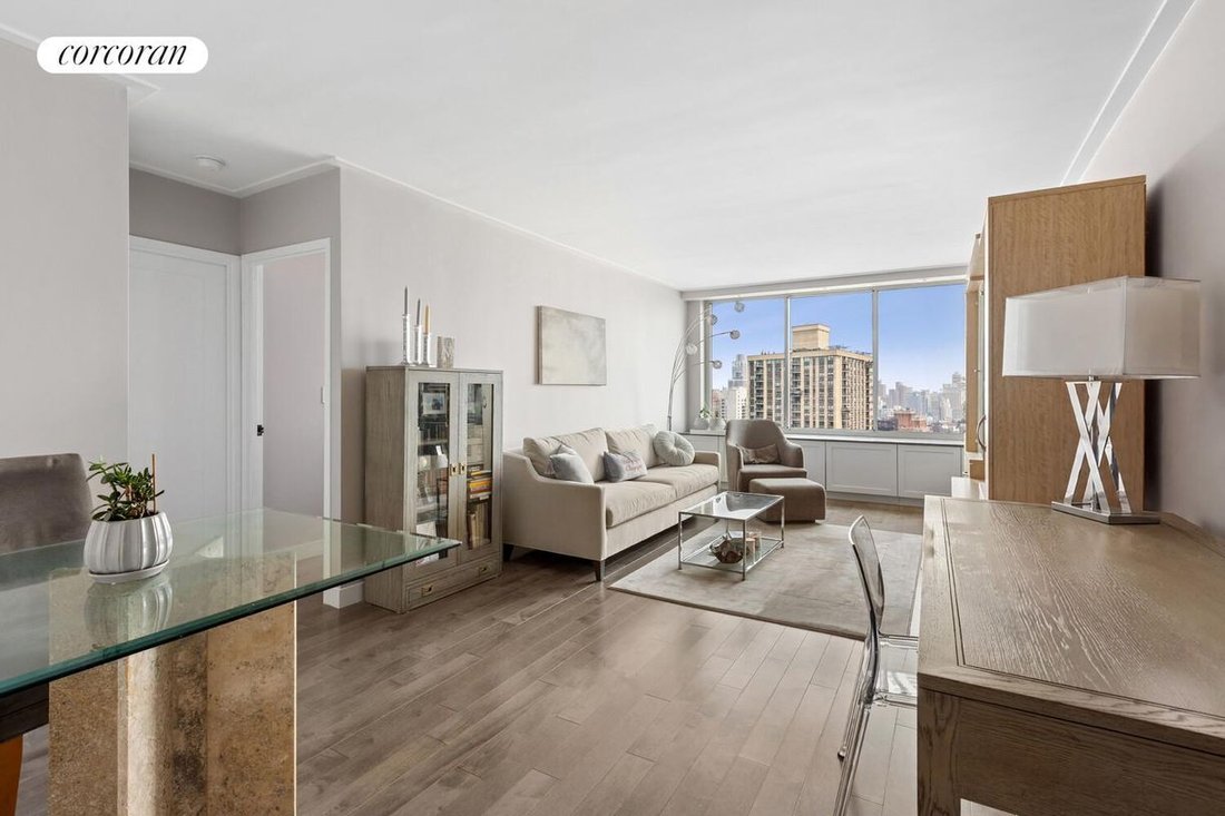 Condo in New York, New York, United States 1 - 18491238