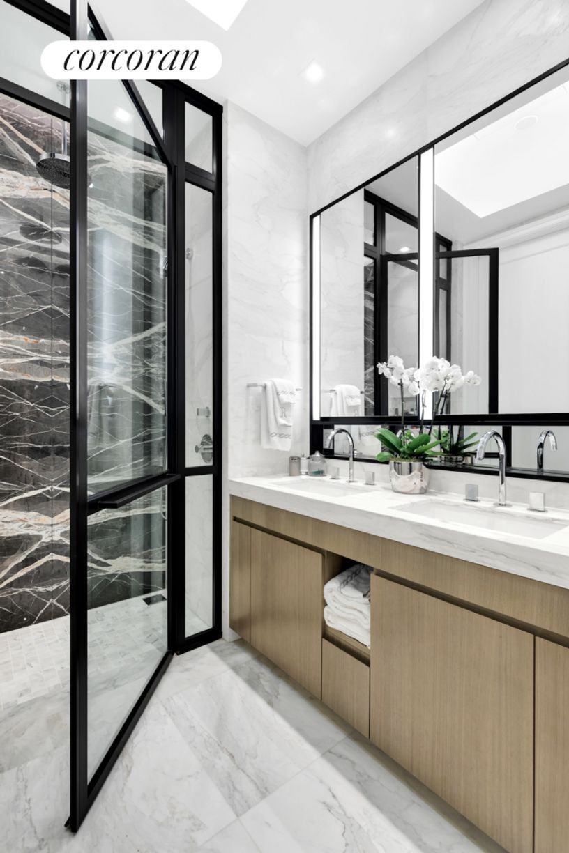 Condo in New York, New York, United States 4 - 17422616