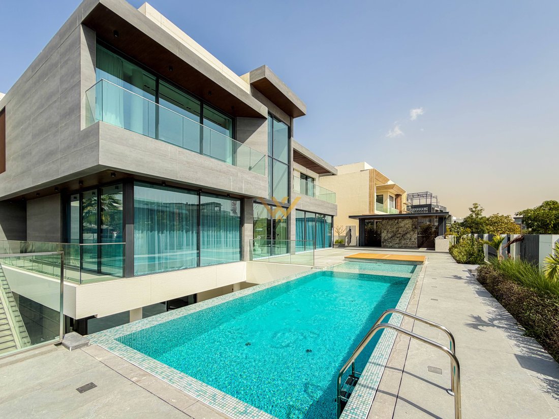 Villa in Hadaeq Sheikh Mohammed Bin Rashid, Dubai, United Arab Emirates 1 - 18436605