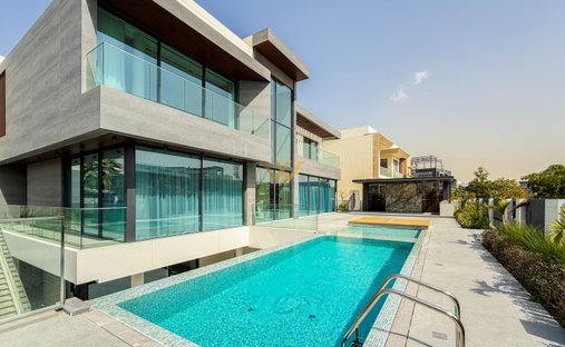 Villa in Hadaeq Sheikh Mohammed Bin Rashid, Dubai, United Arab Emirates 1