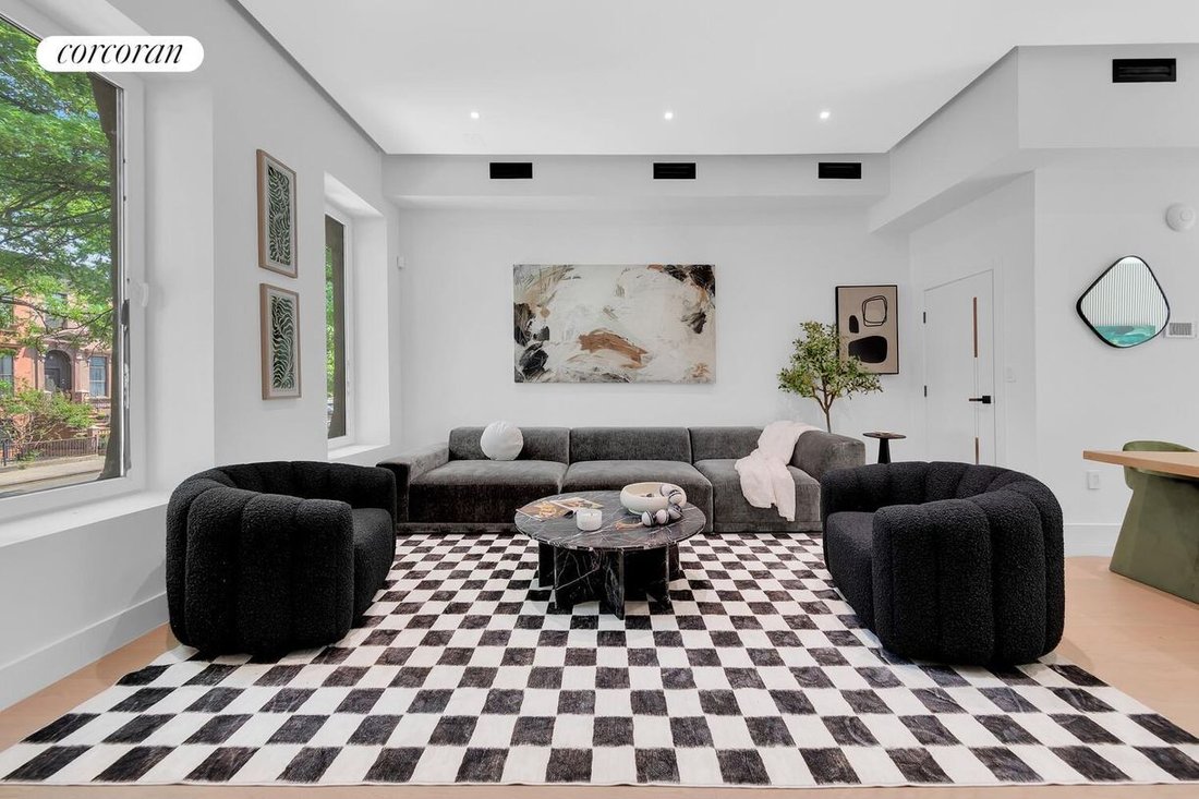House in New York, New York, United States 4 - 18006324