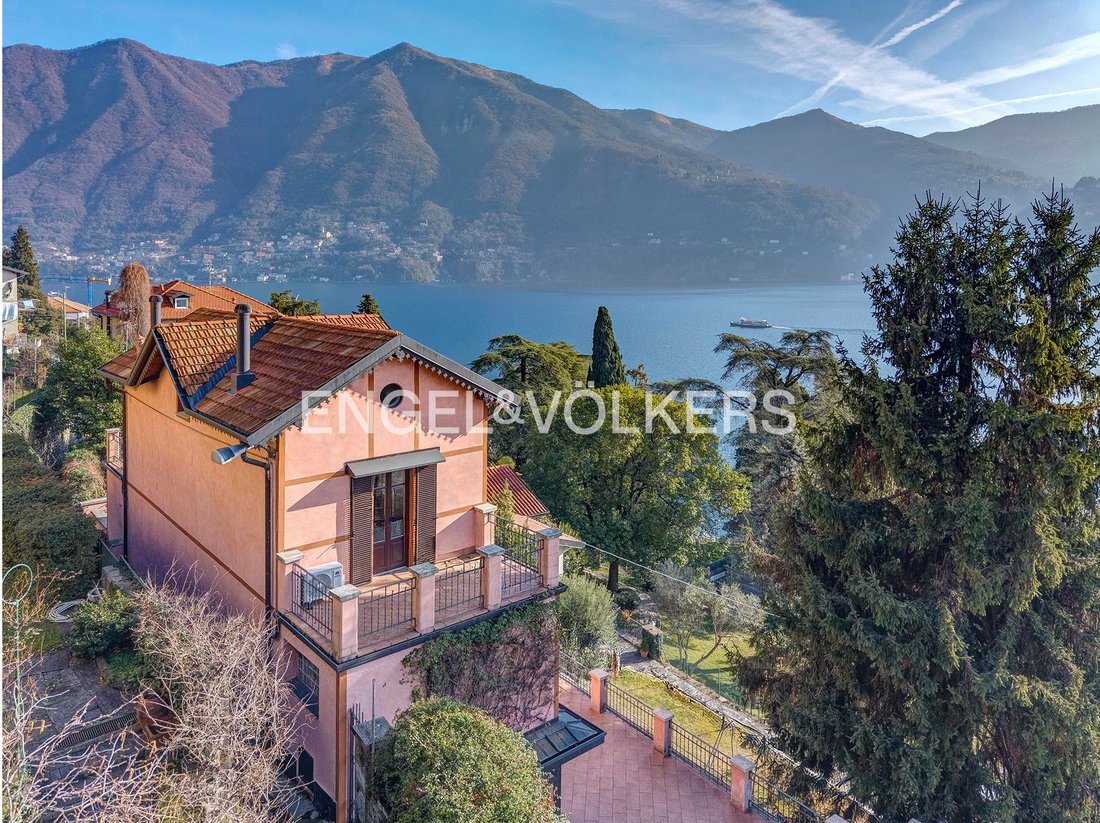 Villa in Carate Urio, Lombardy, Italy 1 - 17211265