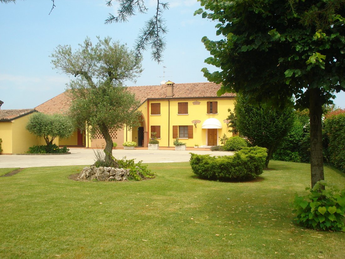 Country House in Nogara, Veneto, Italy 2 - 18539259