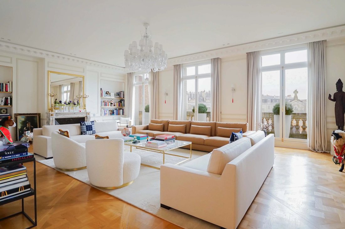 Apartment in Porte Dauphine, Paris 16e Arrondissement, Paris 2 - 18539411