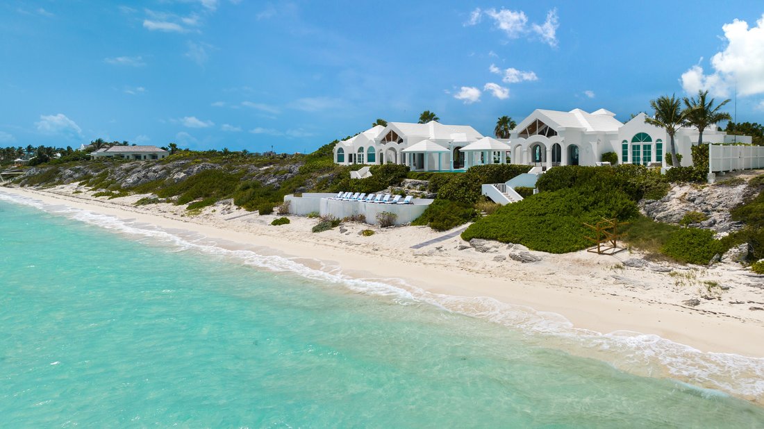 Estate in Long Bay Hills, Caicos Islands, Turks and Caicos Islands 2 - 18541028