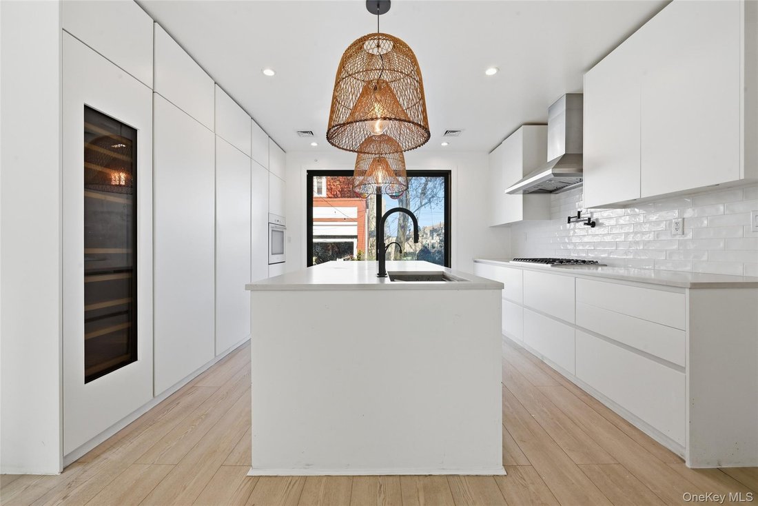 House in New York, New York, United States 4 - 18543606