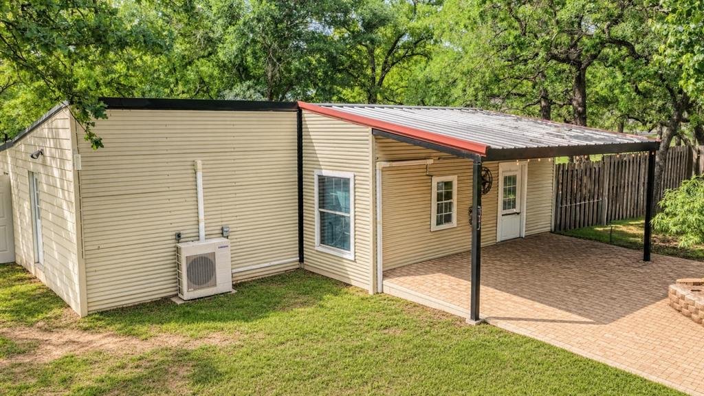 House in Paradise, Texas, United States 4 - 17697198