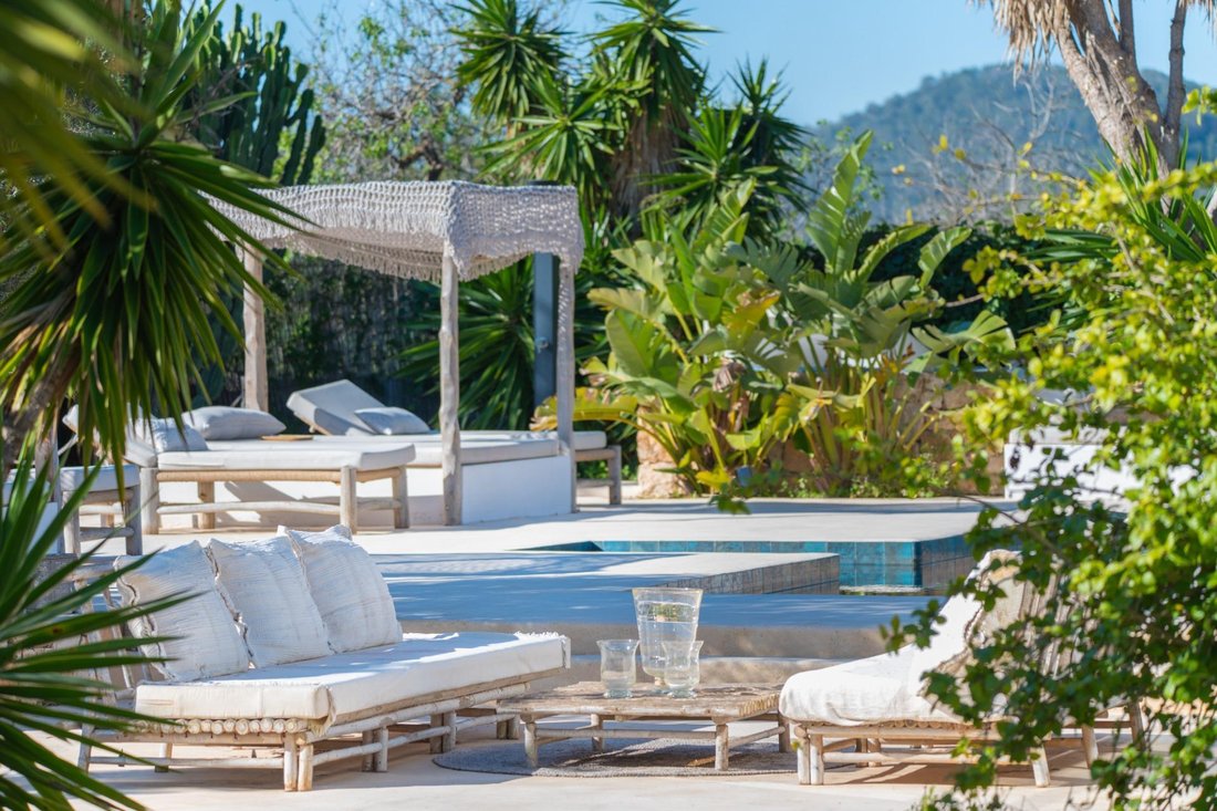 Villa in Santa Gertrudis de Fruitera, Santa Eularia des Riu, Balearic Islands 2 - 18542770