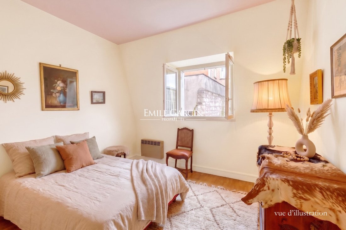 Apartment in Invalides, Paris 7e Arrondissement, Paris 4 - 14025555