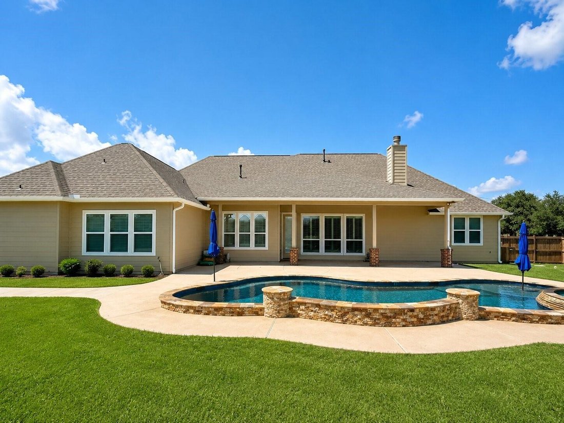 House in Baytown, Texas, United States 3 - 18543400