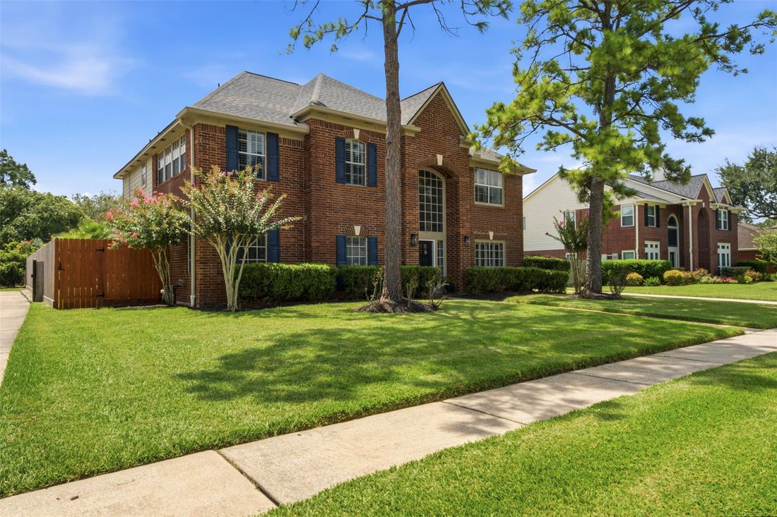 House in Friendswood, Texas, United States 2 - 18543453