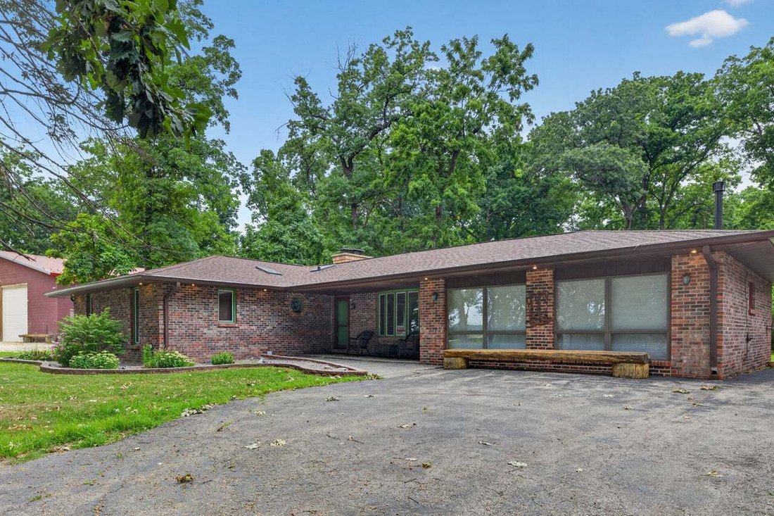 House in Capron, Illinois, United States 3 - 18450728